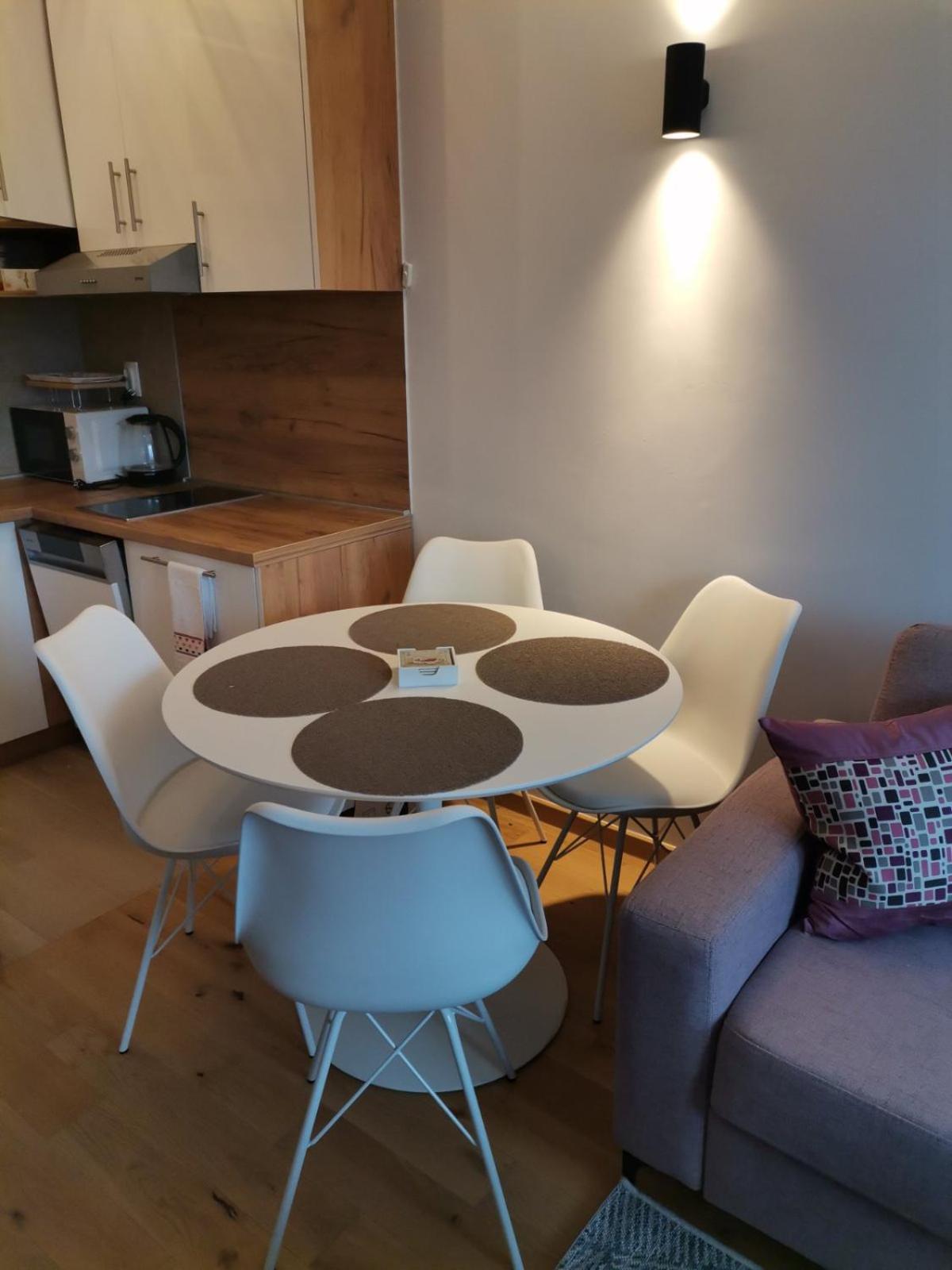 יהורינה Apartmani Kosuta- Ljiljana Dokanovic מראה חיצוני תמונה